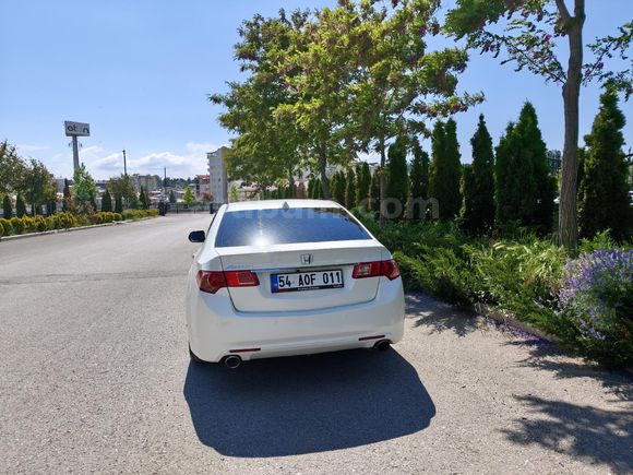 DEĞİŞENSİZ, BOYASIZ, HASAR KAYITSIZ, MASRAFSIZ Sahibinden Honda Accord 2.0 Executive 2011 Model