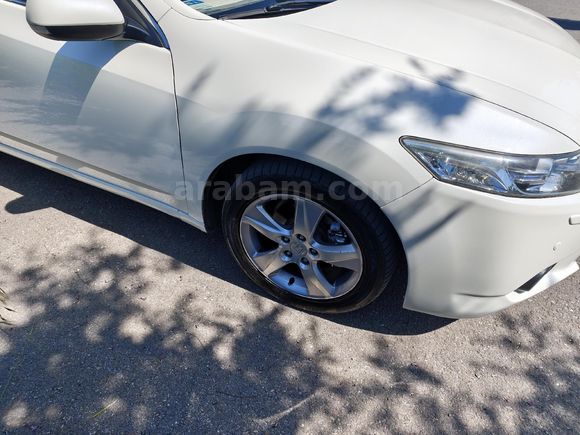 DEĞİŞENSİZ, BOYASIZ, HASAR KAYITSIZ, MASRAFSIZ Sahibinden Honda Accord 2.0 Executive 2011 Model