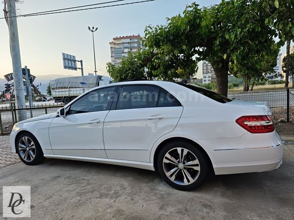 E 250 DİZEL 4MATİC EMSALSİZ FULL BAKIMLI.