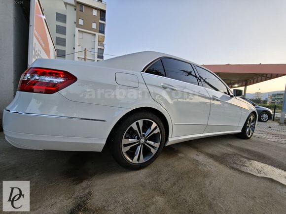 E 250 DİZEL 4MATİC EMSALSİZ FULL BAKIMLI.