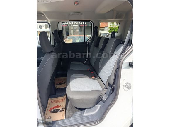 FORD TOURNEO COURİER 1.5 ECOBLUE TİTANİUM 59 BİN KM BOYASIZZZ