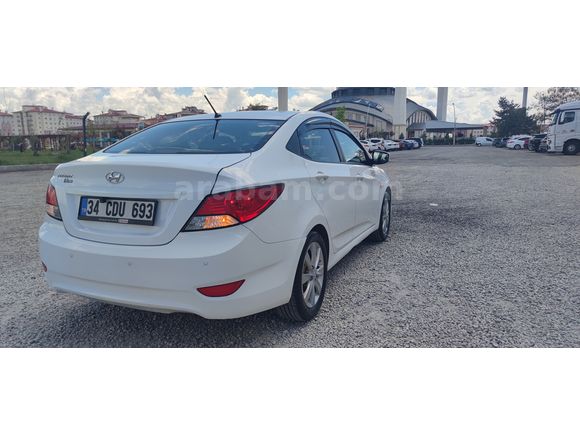 MEMURDAN 126BİN KM DE TEMİZ BLUE 