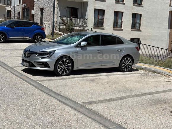 Sahibinden Renault Megane 1.3 TCe Icon 2025 Model 