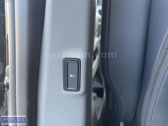 CUSTOM 2.0 EcoBlue 320L Titanium PLUS CAM TVN+DERİ KLT+OTO KAPI