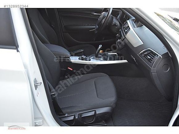 EKSPRES PLAZA'DAN 2017 BMW 116D JOYPLUS SUNROOF-LED XENON