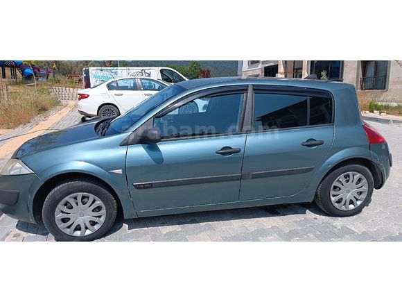 Sahibinden Renault Megane 1.4 Authentique 2004 Model