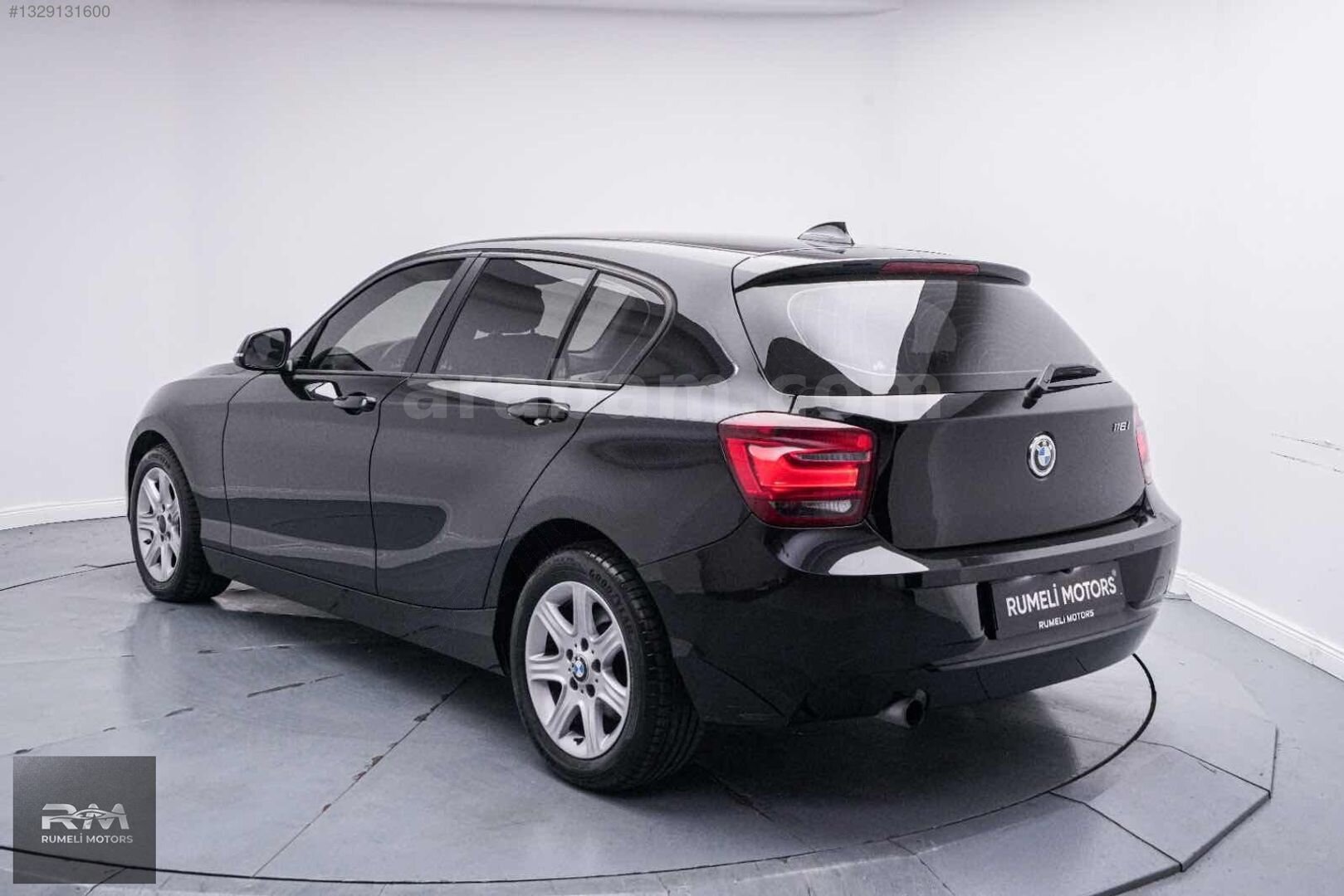 Galeriden BMW 1 Serisi 116i Comfort 2014 Model İstanbul 156.000 km Siyah 4