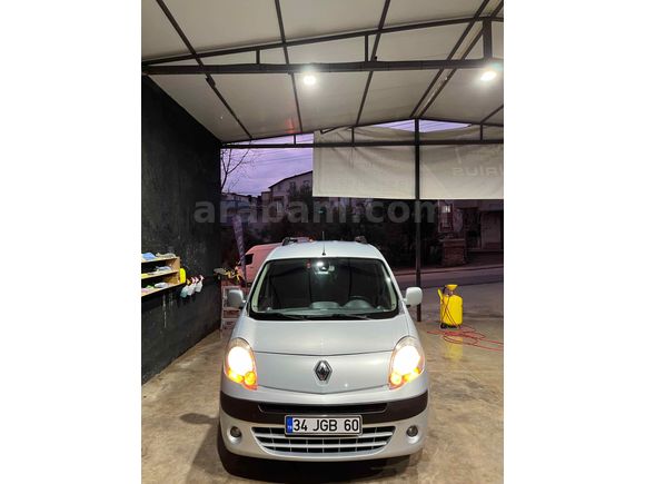 Sahibinden Renault Kangoo Multix 1.5 dCi Expression 2010 Model 
