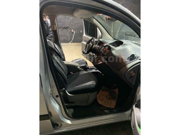 Sahibinden Renault Kangoo Multix 1.5 dCi Expression 2010 Model 