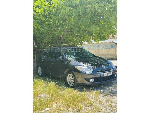 Sahibinden Renault Fluence 1.6 Privilege 2011 Model 