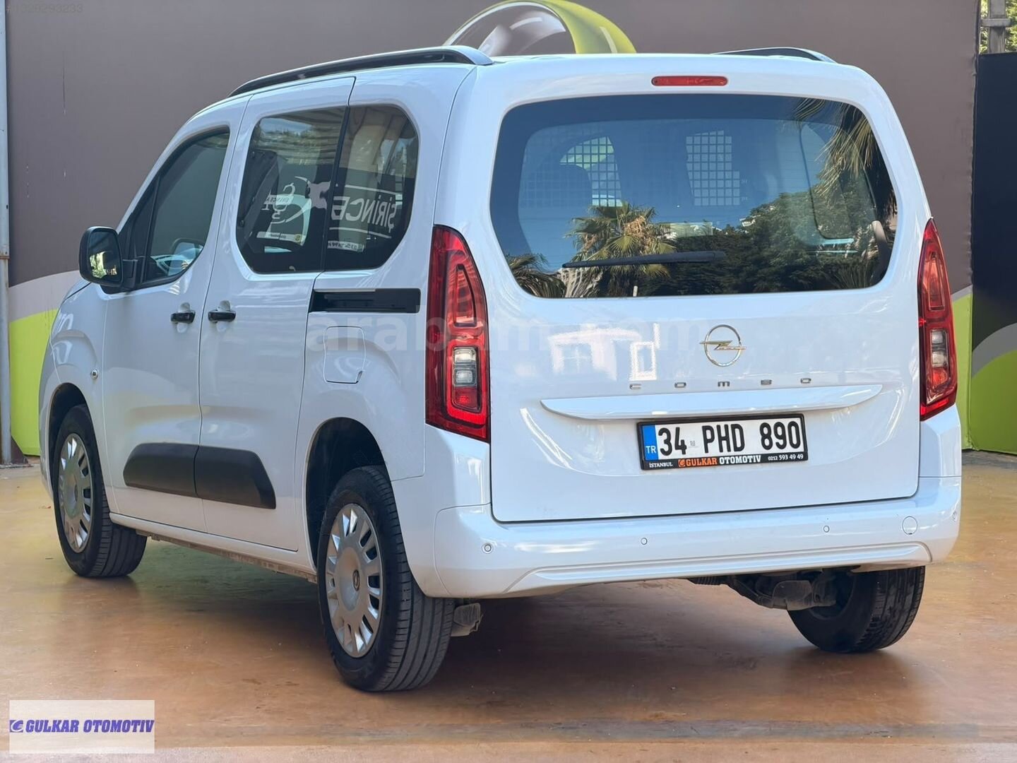 Galeriden Opel Combo 1.5 CDTI Essential 2025 Model İstanbul 9.000 km Beyaz 5