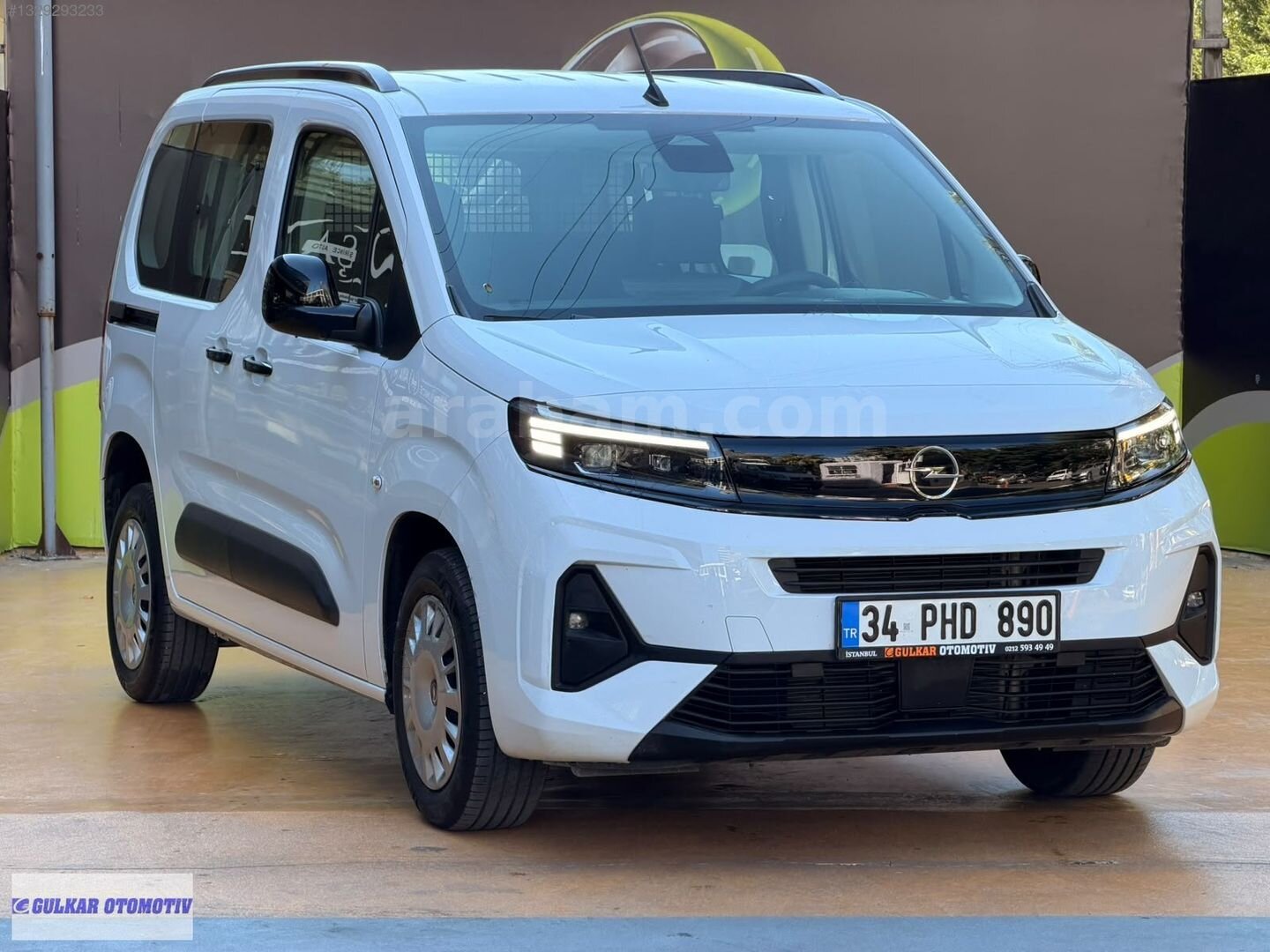 Galeriden Opel Combo 1.5 CDTI Essential 2025 Model İstanbul 9.000 km Beyaz 1