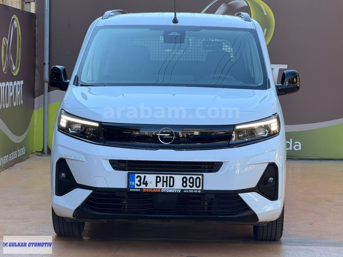 Galeriden Opel Combo 1.5 CDTI Essential 2025 Model İstanbul 9.000 km Beyaz 2