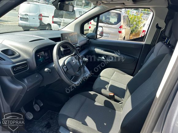 ÖZTOPRAK-2025 OPEL COMBO CARGO ULTİMATE XL HATASIZ-4.75 VADE