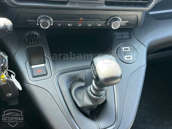 ÖZTOPRAK-2025 OPEL COMBO CARGO ULTİMATE XL HATASIZ-4.75 VADE