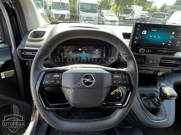 ÖZTOPRAK-2025 OPEL COMBO CARGO ULTİMATE XL HATASIZ-4.75 VADE