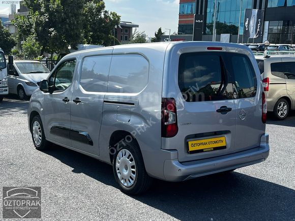 ÖZTOPRAK-2025 OPEL COMBO CARGO ULTİMATE XL HATASIZ-4.75 VADE