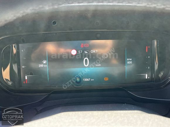ÖZTOPRAK-2025 OPEL COMBO CARGO ULTİMATE XL HATASIZ-4.75 VADE