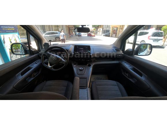 Sahibinden Opel Combo 1.5 CDTI Edition 2021 Model  171000 km Beyaz