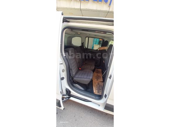 Sahibinden Opel Combo 1.5 CDTI Edition 2021 Model  171000 km Beyaz