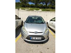 Sahibinden 2010 Model 1.4 Benzin Ford Fiesta(Titanium)