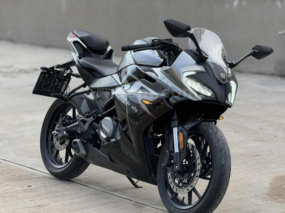 Nokta Hatasız / 2025 Model / Garantili / CF Moto 250 SR