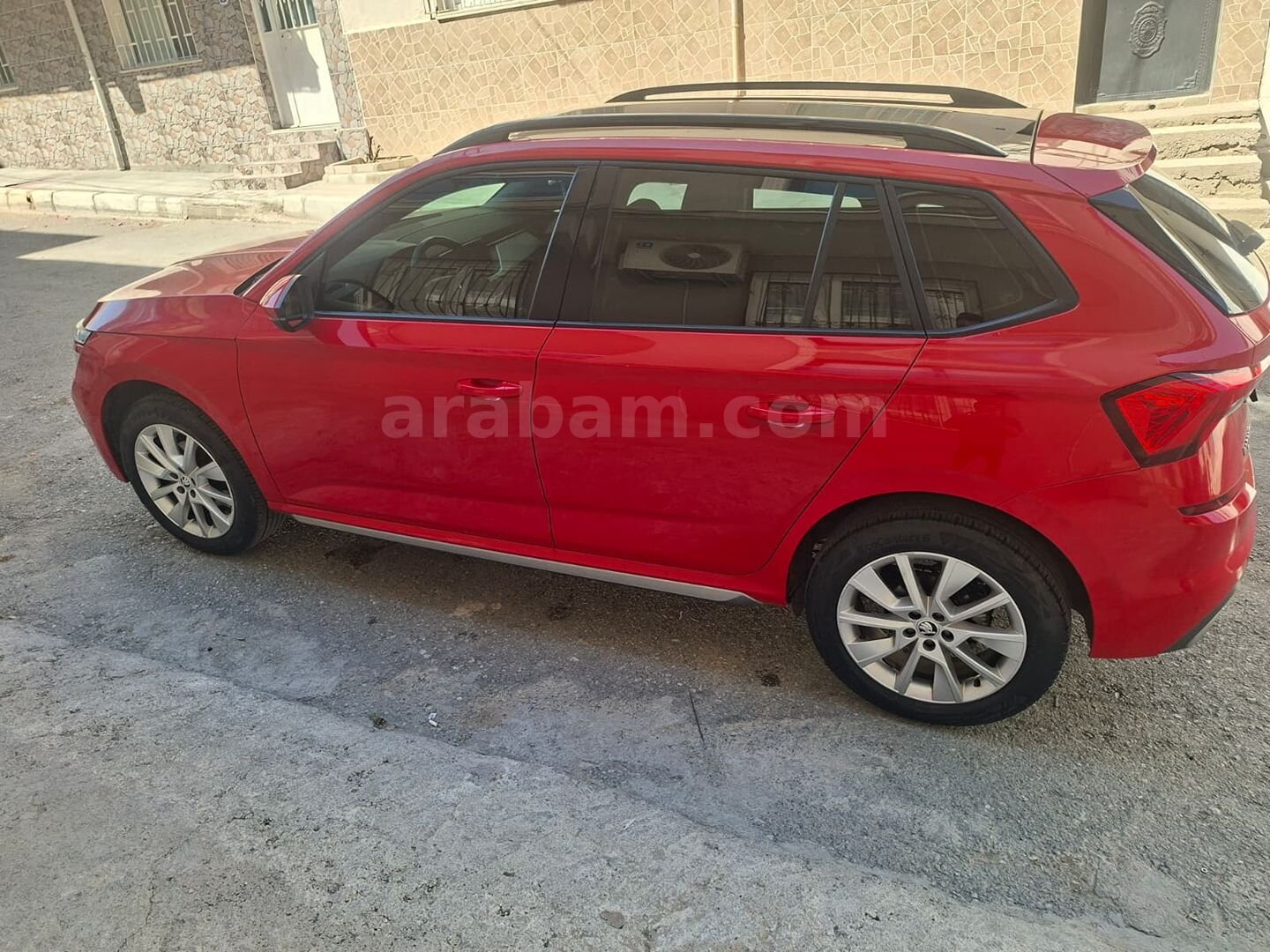 Sahibinden Skoda Kamiq 1.0 TSI Premium 2020 Model İzmir 52.250 km Kırmızı 4