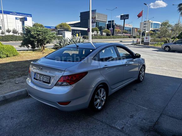 Sahibinden Hyundai Accent Blue 1.6 CRDI Mode Plus 2014 Model İzmir