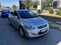 Sahibinden Hyundai Accent Blue 1.6 CRDI Mode Plus 2014 Model İzmir