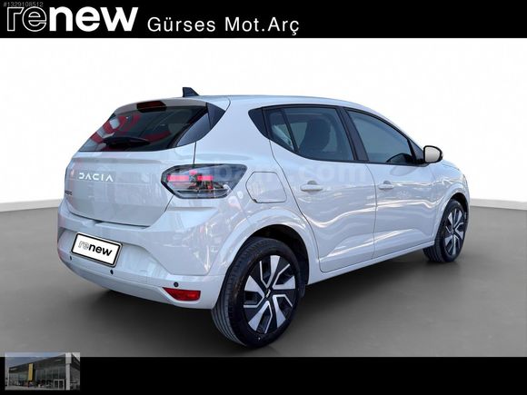 RENAULT GÜRSES'D 2025 DACİA SANDERO 1.0 TCE EXPRESSİON BOYASIZ