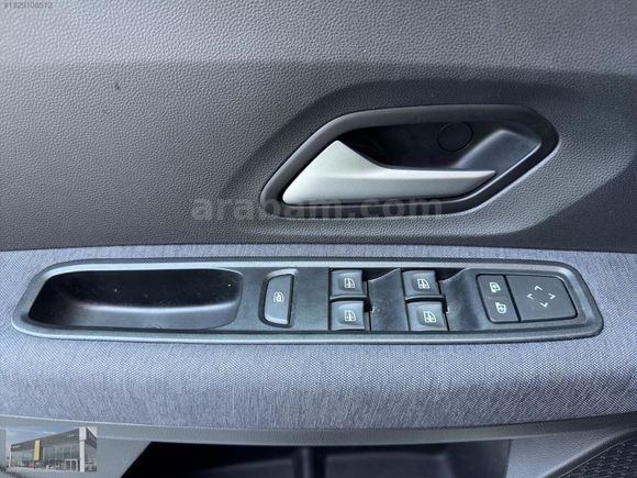 RENAULT GÜRSES'D 2025 DACİA SANDERO 1.0 TCE EXPRESSİON BOYASIZ
