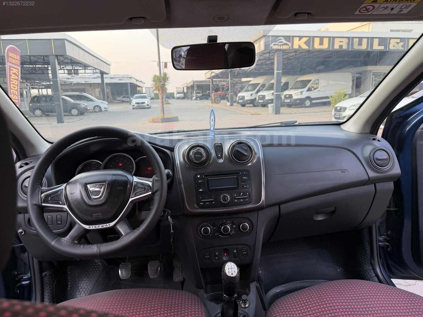 Galeriden Dacia Sandero 1.5 dCi Stepway 2017 Model Adana 130.000 km Lacivert 7