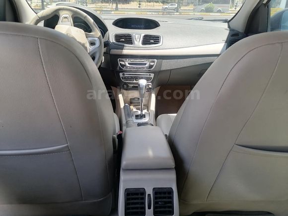 Sahibinden Renault Megane 1.5 dCi Privilege 2012 Model