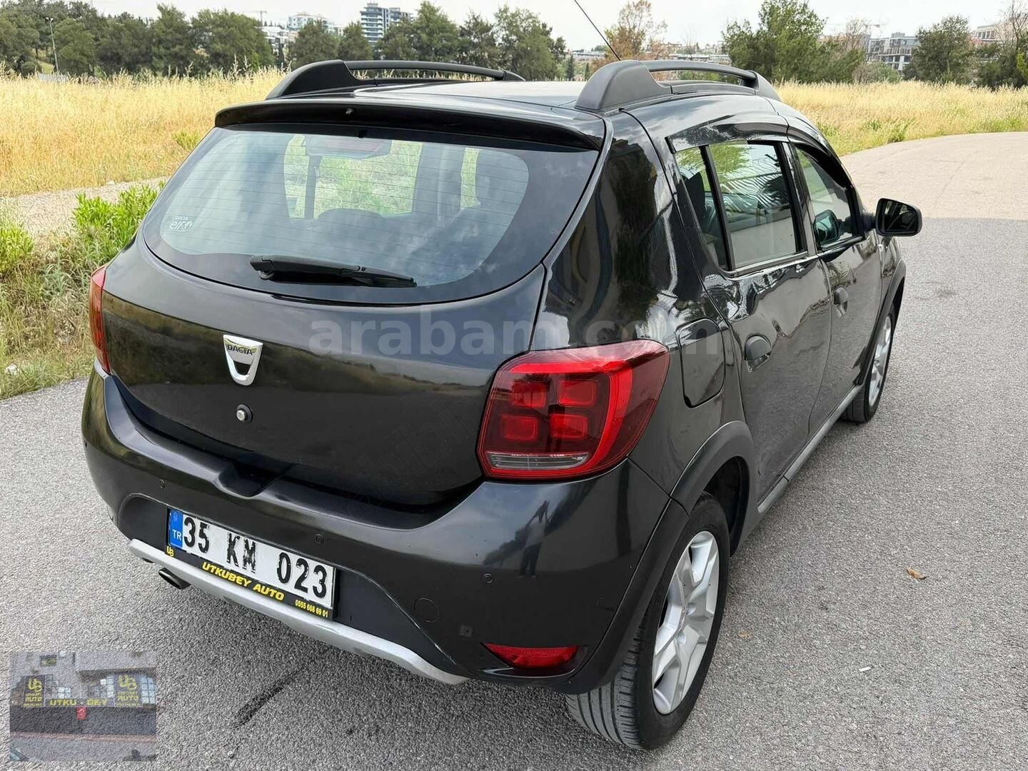 Galeriden Dacia Sandero 1.5 dCi Stepway 2017 Model İzmir 144.000 km Siyah 5