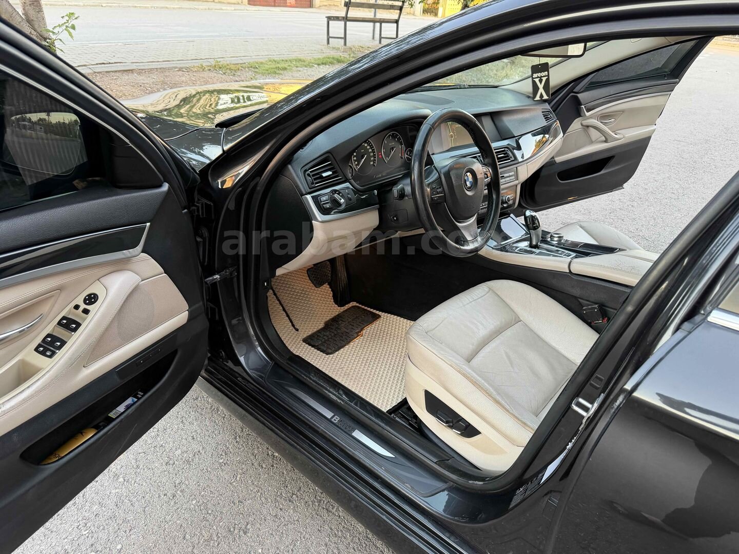 Galeriden BMW 5 Serisi 525d xDrive 2012 Model Konya 350.000 km Diğer 2
