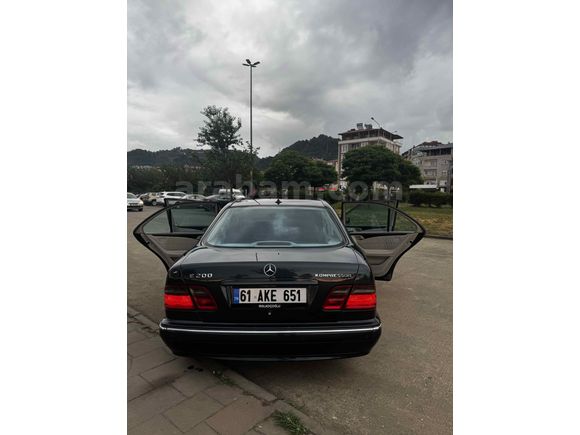 Sahibinden Mercedes - Benz E200 Kompressor Avantgarde 2000 Model 