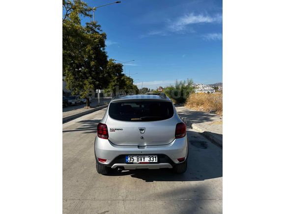 Sahibinden Dacia Sandero 0.9 TCe Stepway Easy-R 2020 Model 