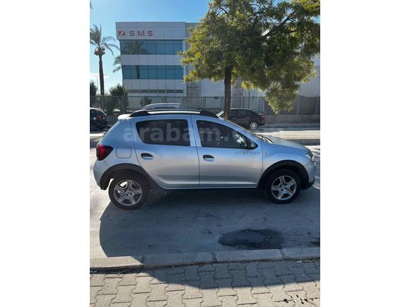 Sahibinden Dacia Sandero 0.9 TCe Stepway Easy-R 2020 Model 