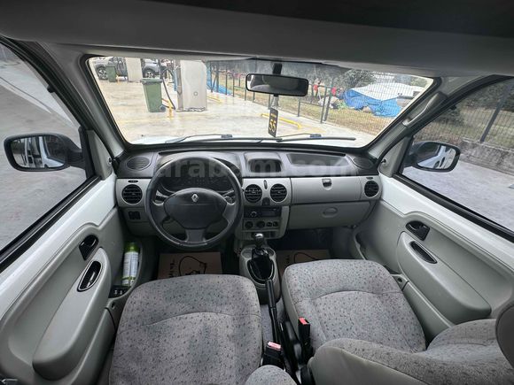 Sahibinden Renault Kangoo Multix 1.5 dCi Expression 2004 Model 