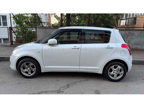 Sahibinden Suzuki Swift 1.3 GLX 2011 Model 