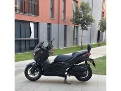 Y A M A H A X-MAX 250 TECH MAX +