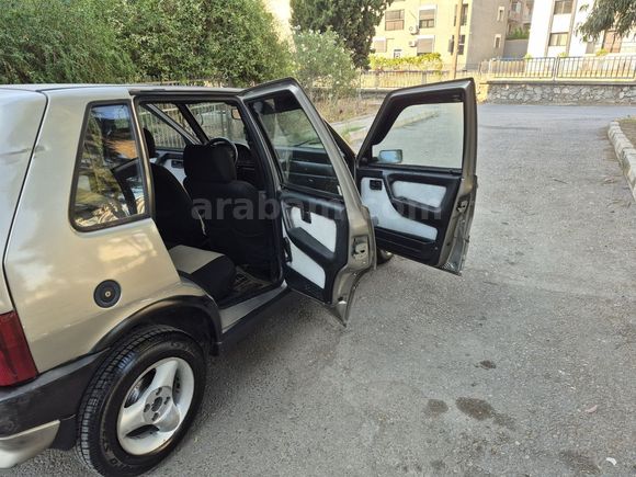YAŞININ GÜZELİ 98 70 SX UNO TAM AİLE ARACI