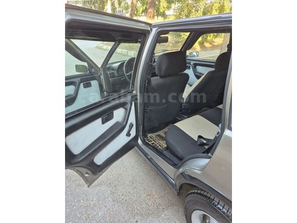 YAŞININ GÜZELİ 98 70 SX UNO TAM AİLE ARACI