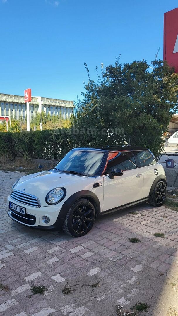 Sahibinden Mini Cooper 1.6 D 2012 Model Malatya 206.500 km Beyaz 5