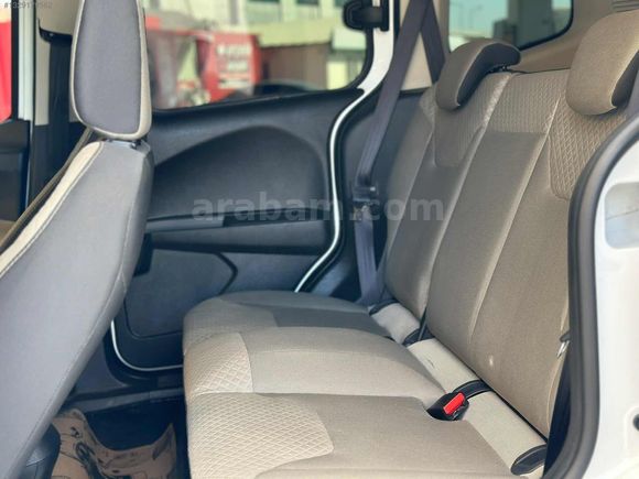 FORD COURİER TİTANYUM 70 KM