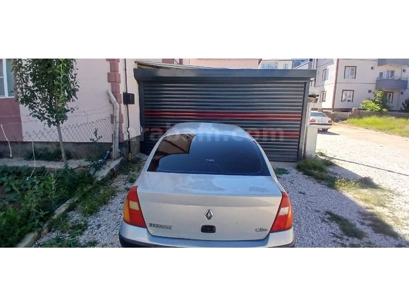 Sahibinden Renault Clio 1.4 Authentique 2004 Model