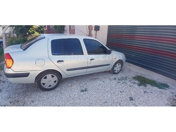 Sahibinden Renault Clio 1.4 Authentique 2004 Model