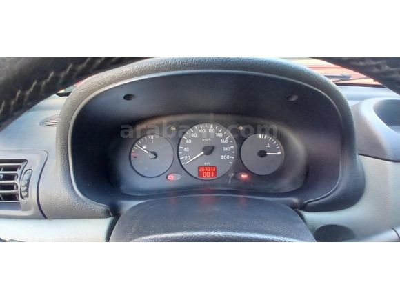 Sahibinden Renault Clio 1.4 Authentique 2004 Model