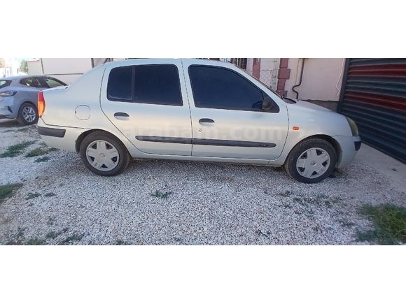 Sahibinden Renault Clio 1.4 Authentique 2004 Model