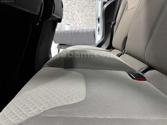 1.6 TİTANIUM PLUS ÇEKİ DEMİRLİ